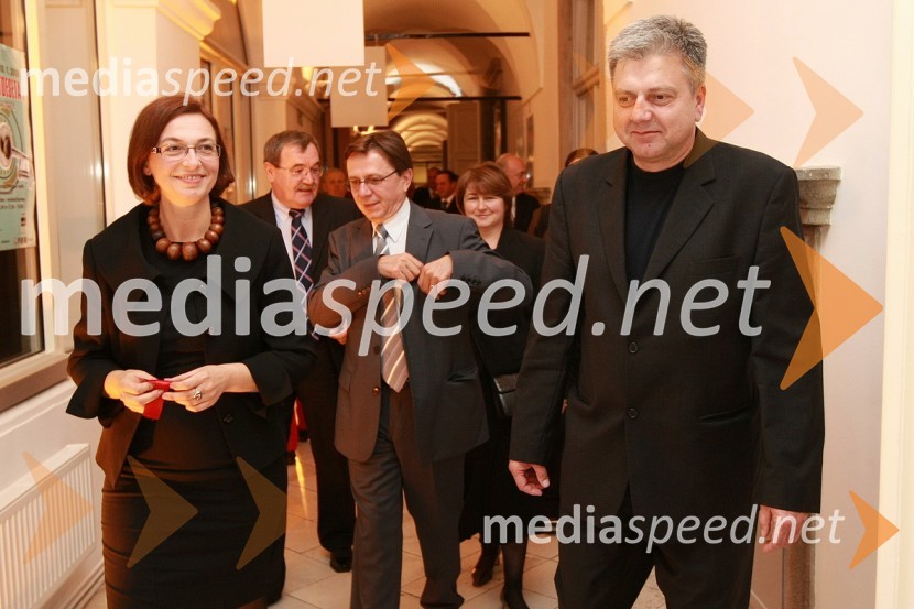 Mirjana Koren, direktorica Pokrajinskega muzeja Maribor, Duško Ljuština, podžupan Zagreba, Vinko Ivić, direktor Muzeja mesta Zagreb, Vesna Leiner, kustodinja Muzeja mesta Zagreb in Andrej Verlič, podžupan MariboraZlata petdeseta, otvoritev razstave Ivo Robić