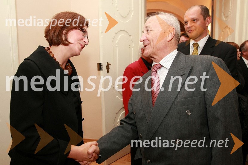 Mirjana Koren, direktorica Pokrajinskega muzeja Maribor in dr. Šime IvanjkoZlata petdeseta, otvoritev razstave Ivo Robić