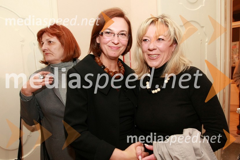 Mirjana Koren, direktorica Pokrajinskega muzeja Maribor in Tatjana Mileta, direktorica GIZ-a in mestna svetnica MOM-aZlata petdeseta, otvoritev razstave Ivo Robić