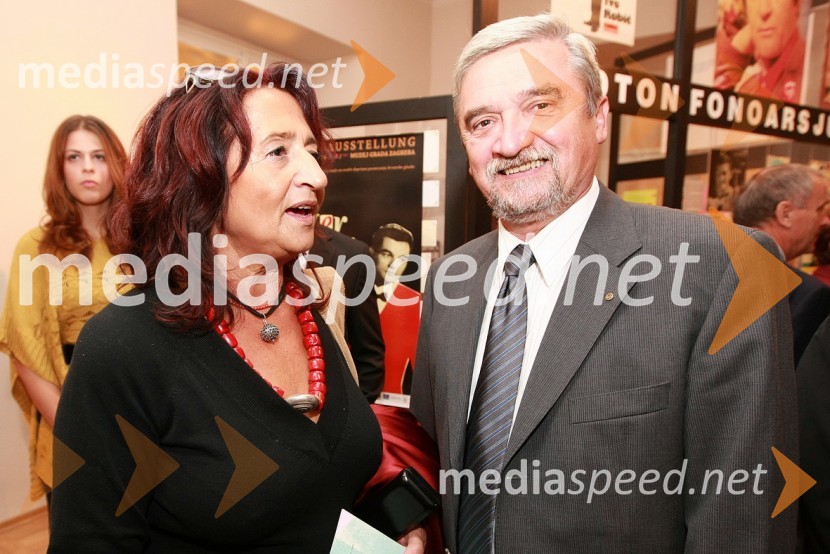 Janko Razgoršek, podjetnik s soprogo MajdoZlata petdeseta, otvoritev razstave Ivo Robić