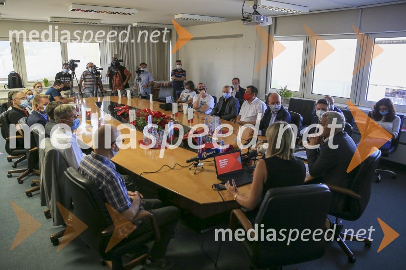 Javni holding Maribor, predstavitev, novinarska konferenca