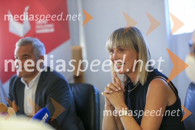  Aleksander Saša Arsenovič, župan, Mestna občina Maribor; mag. Lidija Pliberšek, direktorica Pogrebnega podjetje Maribor d.d. in predsednica ASCEJavni holding Maribor, predstavitev, novinarska konferenca