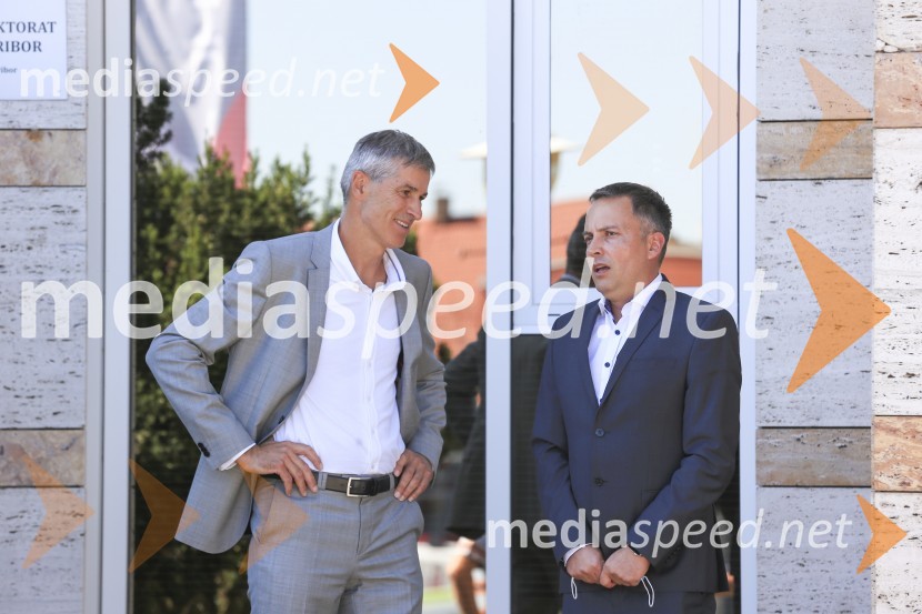 mag. Alan Perc, direktor podjetja Energetika Maribor;  ... Javni holding Maribor, predstavitev, novinarska konferenca