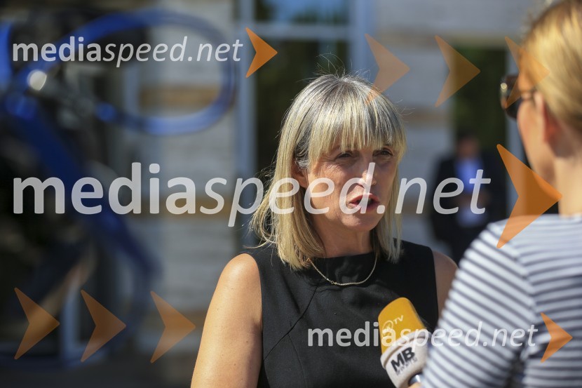 mag. Lidija Pliberšek, direktorica Pogrebnega podjetje Maribor d.d. in predsednica ASCEJavni holding Maribor, predstavitev, novinarska konferenca