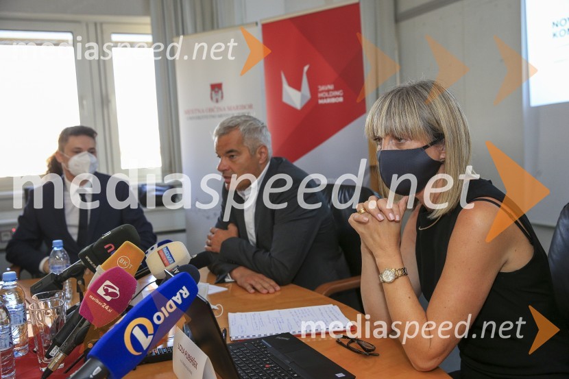  ... ;  Aleksander Saša Arsenovič, župan, Mestna občina Maribor; mag. Lidija Pliberšek, direktorica Pogrebnega podjetje Maribor d.d. in predsednica ASCEJavni holding Maribor, predstavitev, novinarska konferenca