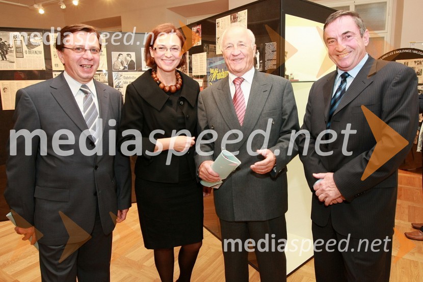 Vinko Ivič, direktor Muzeja mesta Zagreb, Mirjana Koren, direktorica Pokrajinskega muzeja Maribor, dr. Šime Ivanjko in Edvard Kegl, podjetnikZlata petdeseta, otvoritev razstave Ivo Robić