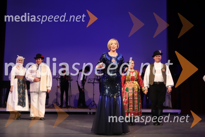  ... ;  ... ;  Mojca  Pehant, voditeljica;  ... ;  ... Folkart, Koala voice in torkovo dogajanje, Festival Lent 2020