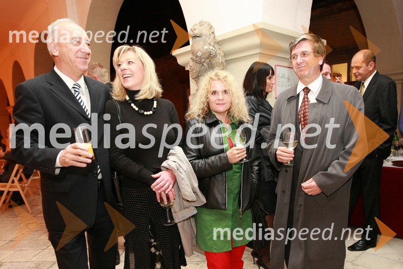 Janez Ujčič, generalni direktor RTS in mestni svetnik MOM, Tatjana Mileta, direktorica GIZ-a in mestna svetnica MOM-a, Jasmina Vidmar, mestna svetnica MOM in Avgust Heričko, mestni svetnik MOMZlata petdeseta, otvoritev razstave Ivo Robić