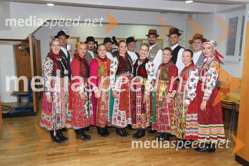Folklorna skupina Bartina Szekszard iz MadžarskeFolkart, Koala voice in torkovo dogajanje, Festival Lent 2020