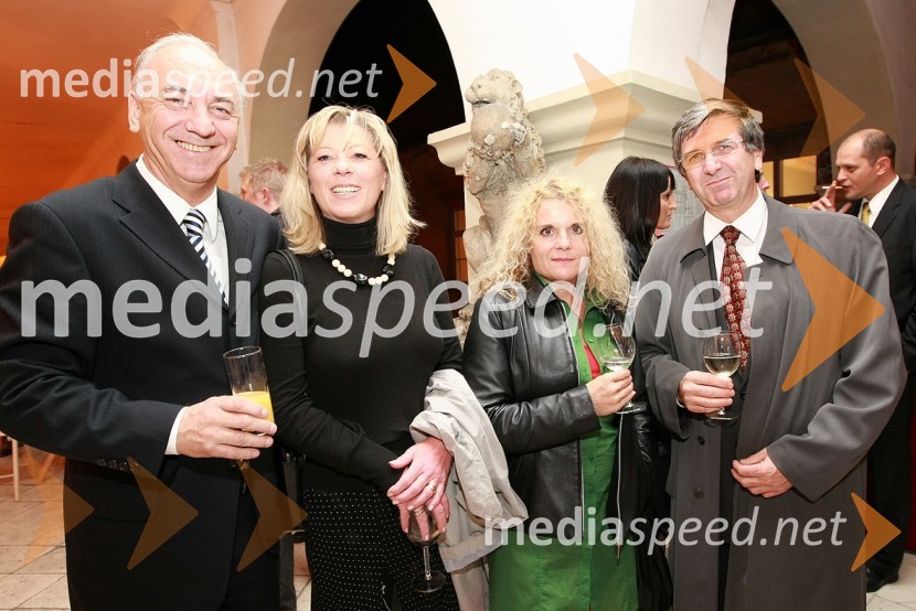Janez Ujčič, generalni direktor RTS in mestni svetnik MOM, Tatjana Mileta, direktorica GIZ-a in mestna svetnica MOM-a, Jasmina Vidmar, mestna svetnica MOM in Avgust Heričko, mestni svetnik MOMZlata petdeseta, otvoritev razstave Ivo Robić