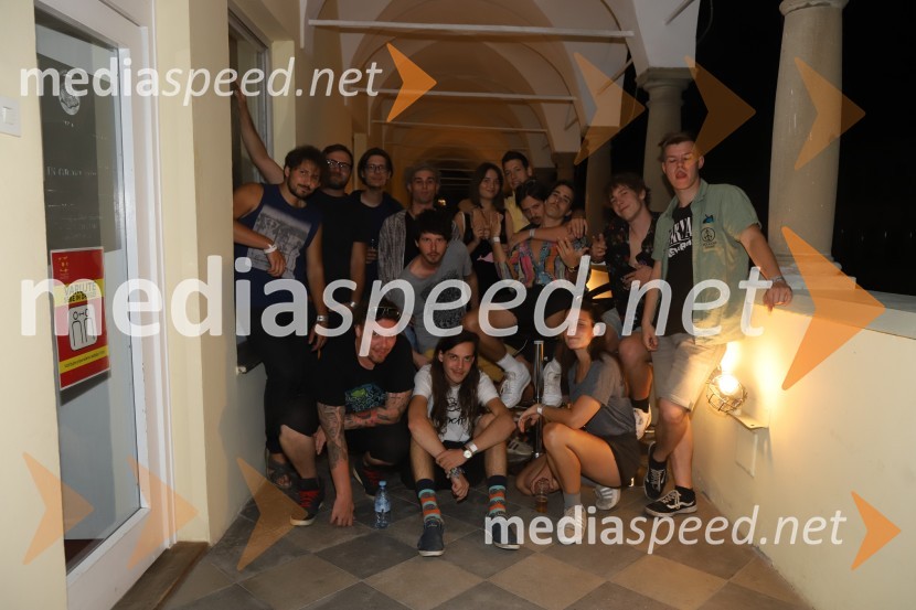 Skupina Mrfy in Koala Voice z ekipoFolkart, Koala voice in torkovo dogajanje, Festival Lent 2020