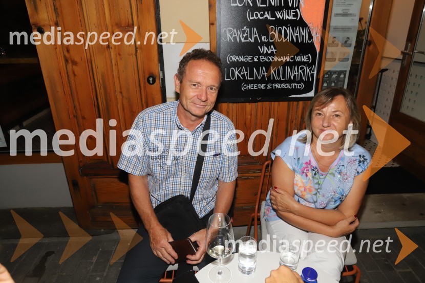  Rado Vračko, direktor, Expo biro d. o. o.;  Irena VračkoFolkart, Koala voice in torkovo dogajanje, Festival Lent 2020