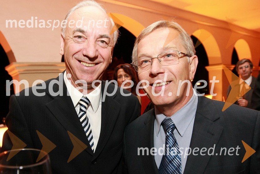 Janez Ujčič, generalni direktor RTS in mestni svetnik MOM in Ivan Gorjup, odvetnikZlata petdeseta, otvoritev razstave Ivo Robić