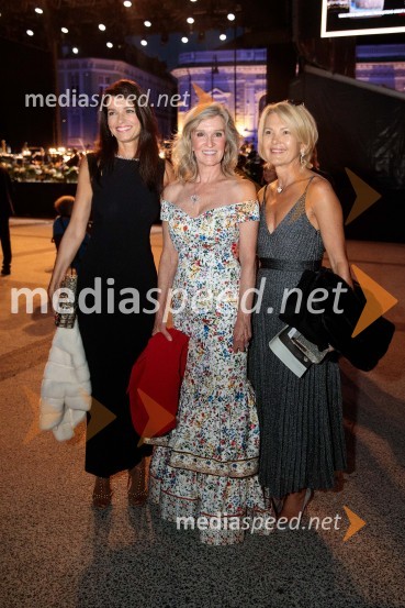  ... ;  ... ;  Nevenka Črešnar Pergar, lastnica in direktorica podjetja NP ConsultingJonas Kaufmann, koncert v okviru 68. Ljubljana Festivala