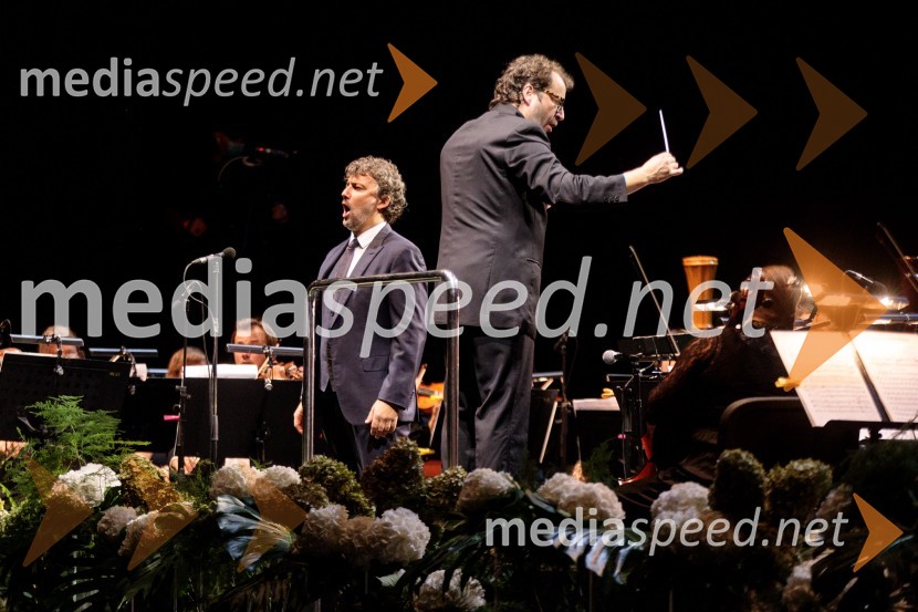  Jonas Kaufmann, tenor;  Jochen  Rieder, dirigentJonas Kaufmann, koncert v okviru 68. Ljubljana Festivala