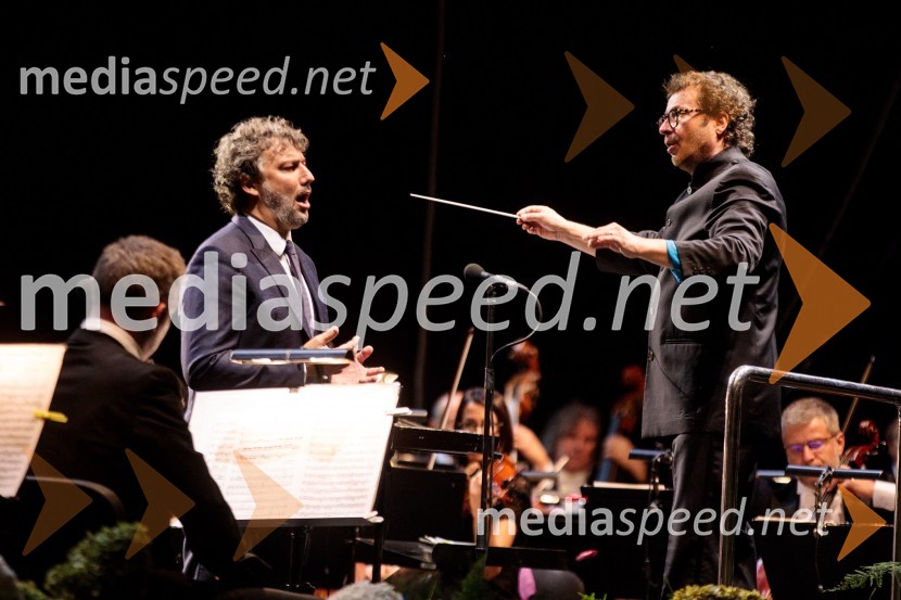  Jonas Kaufmann, tenor;  Jochen  Rieder, dirigentJonas Kaufmann, koncert v okviru 68. Ljubljana Festivala