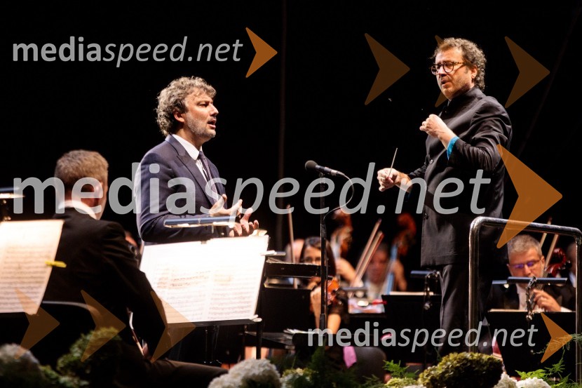  Jonas Kaufmann, tenor;  Jochen  Rieder, dirigentJonas Kaufmann, koncert v okviru 68. Ljubljana Festivala