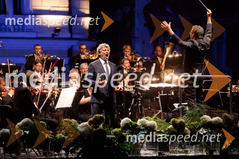  Jonas Kaufmann, tenor;  Jochen  Rieder, dirigentJonas Kaufmann, koncert v okviru 68. Ljubljana Festivala