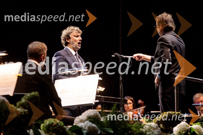  ... ;  Jonas Kaufmann, tenor;  Jochen  Rieder, dirigentJonas Kaufmann, koncert v okviru 68. Ljubljana Festivala