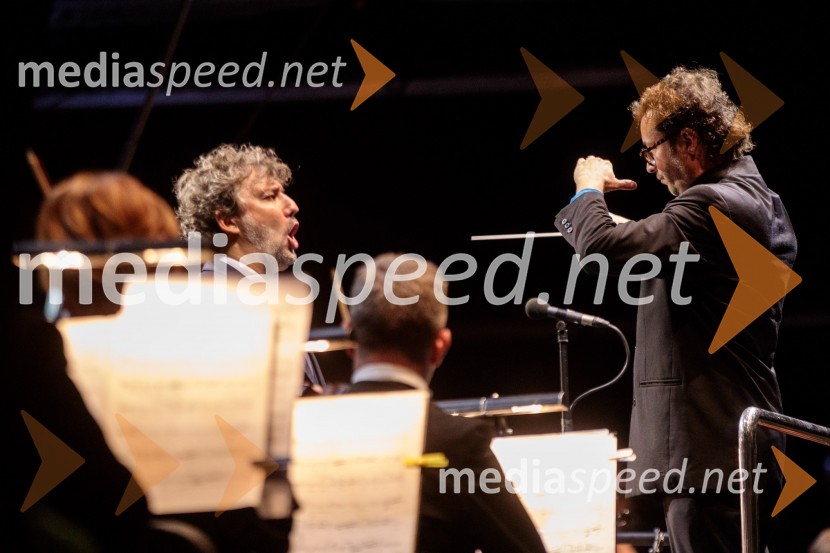  Jonas Kaufmann, tenor;  Jochen  Rieder, dirigentJonas Kaufmann, koncert v okviru 68. Ljubljana Festivala
