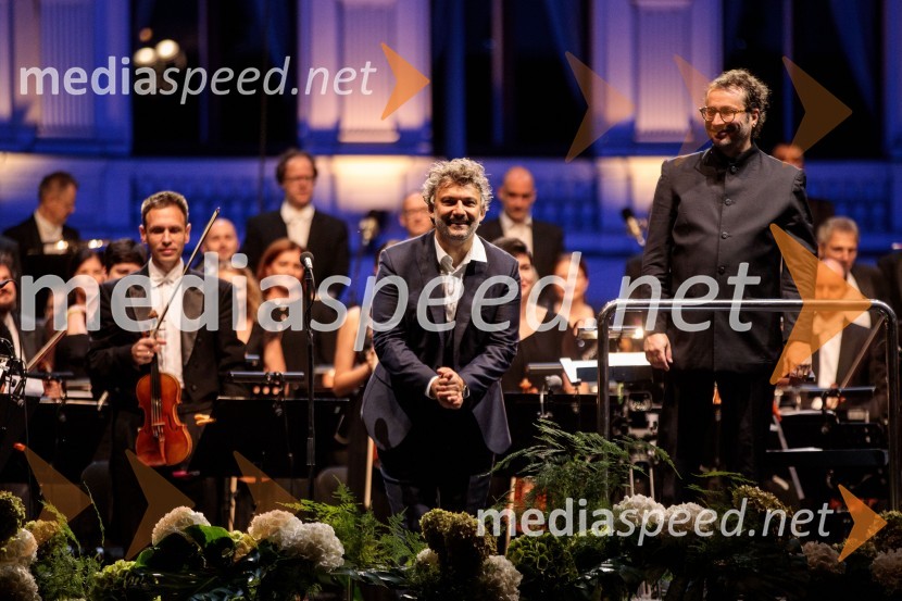  ... ;  Jonas Kaufmann, tenor;  Jochen  Rieder, dirigentJonas Kaufmann, koncert v okviru 68. Ljubljana Festivala