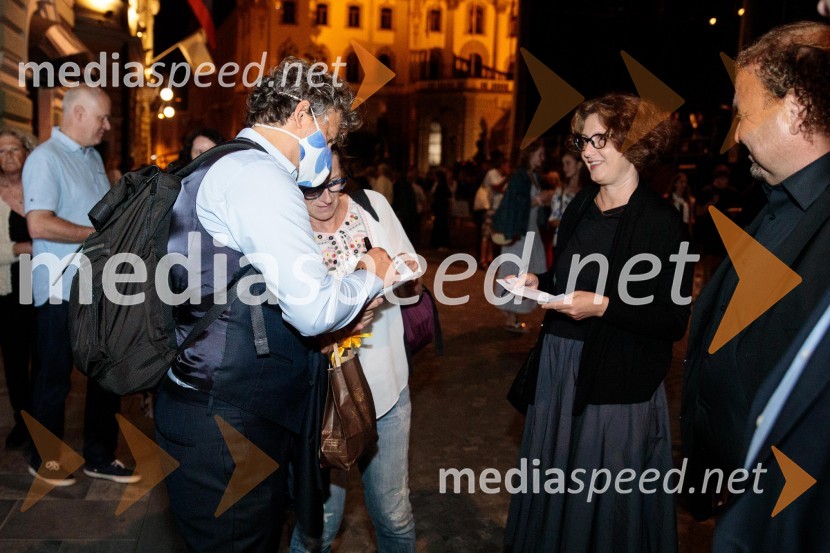  Jonas Kaufmann, tenor;  ... ;  Darko  Brlek, direktor in umetniški vodja, Festival LjubljanaJonas Kaufmann, koncert v okviru 68. Ljubljana Festivala