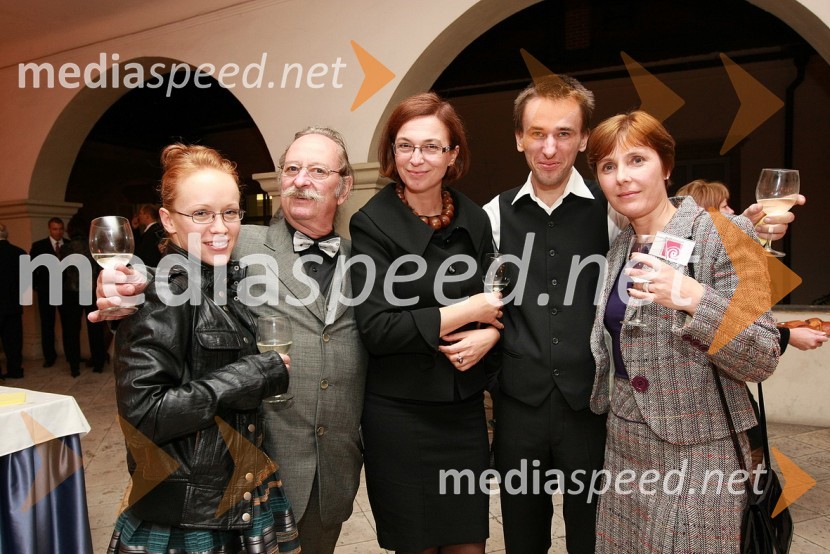 Kolektiv Pokrajinskega muzeja MariborZlata petdeseta, otvoritev razstave Ivo Robić