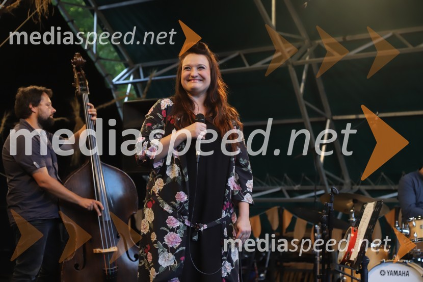  ... ;  Maja Pihler Stermecki-Bilbi, glasbenicaBilbi, Vlado Kreslin in sredino dogajanje, Festival Lent 2020