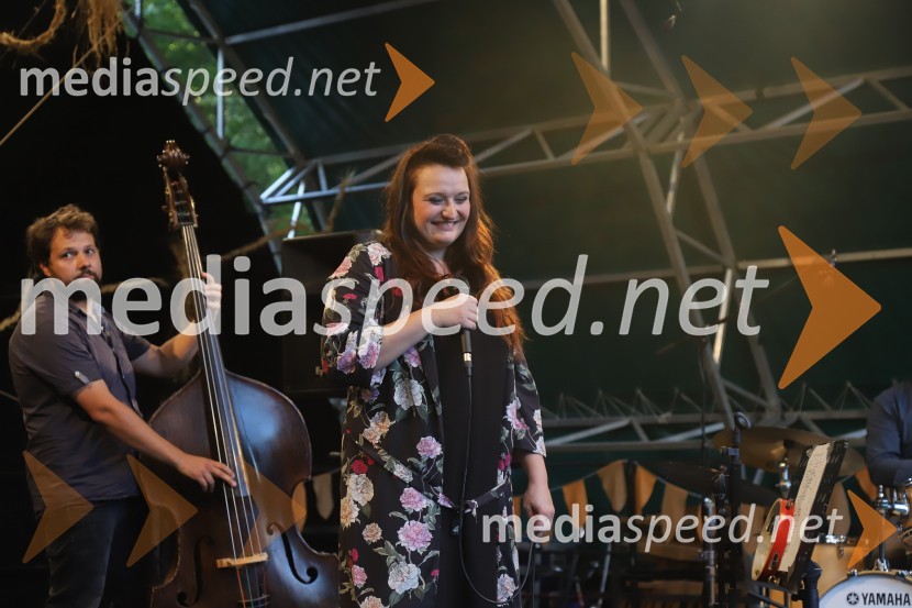  ... ;  Maja Pihler Stermecki-Bilbi, glasbenicaBilbi, Vlado Kreslin in sredino dogajanje, Festival Lent 2020