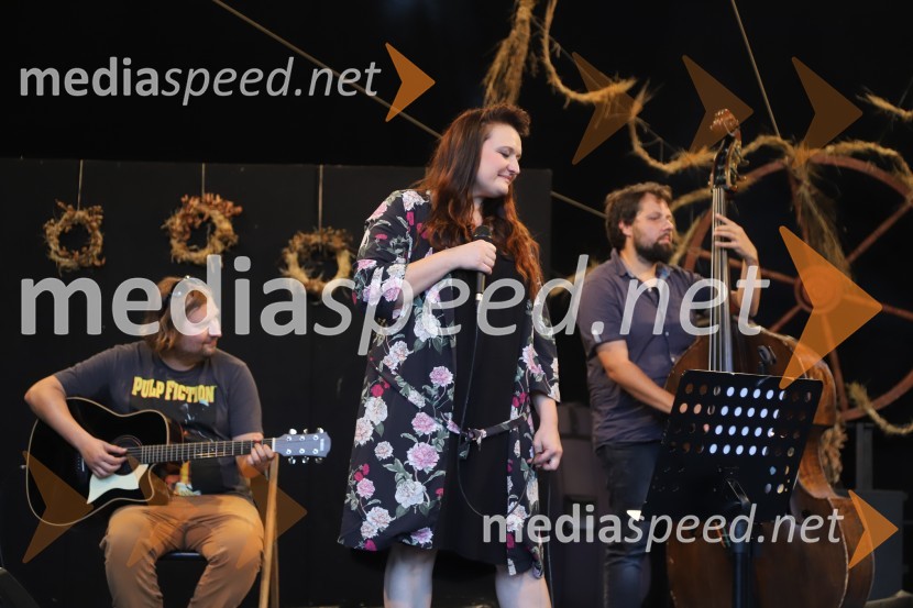  Gregor Stermecki, urednik, Radio Maribor;  Maja Pihler Stermecki-Bilbi, glasbenica;  ... Bilbi, Vlado Kreslin in sredino dogajanje, Festival Lent 2020