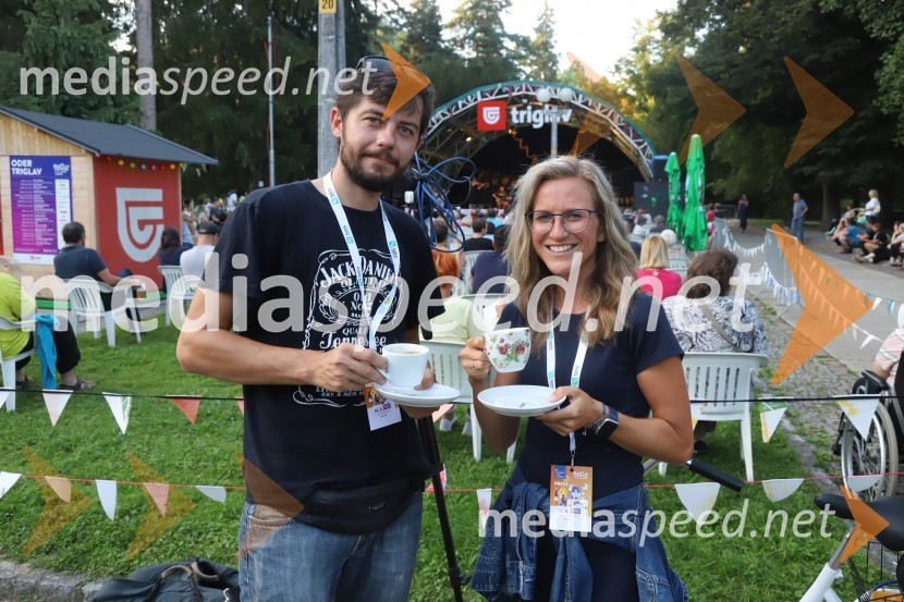  Grega Pehant, BK TV;  Špela Pokeržnik, glasbenica in novinarkaBilbi, Vlado Kreslin in sredino dogajanje, Festival Lent 2020