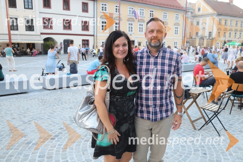  Urška  Repolusk, županja občine Ruše;  Dejan Rebernik,  direktor Adverta, spletni marketingTadej Toš, Dan D in četrtkovo dogajanje, Festival Lent 2020