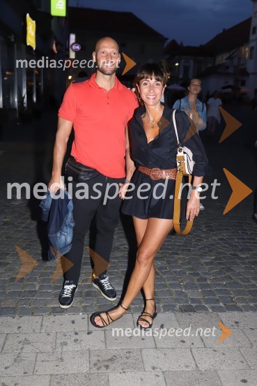  Primož  Rošker, glasbenik;  ... Tadej Toš, Dan D in četrtkovo dogajanje, Festival Lent 2020