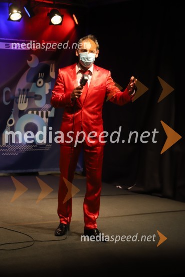  Tadej Toš, igralec, komik in TV voditeljTadej Toš, Dan D in četrtkovo dogajanje, Festival Lent 2020