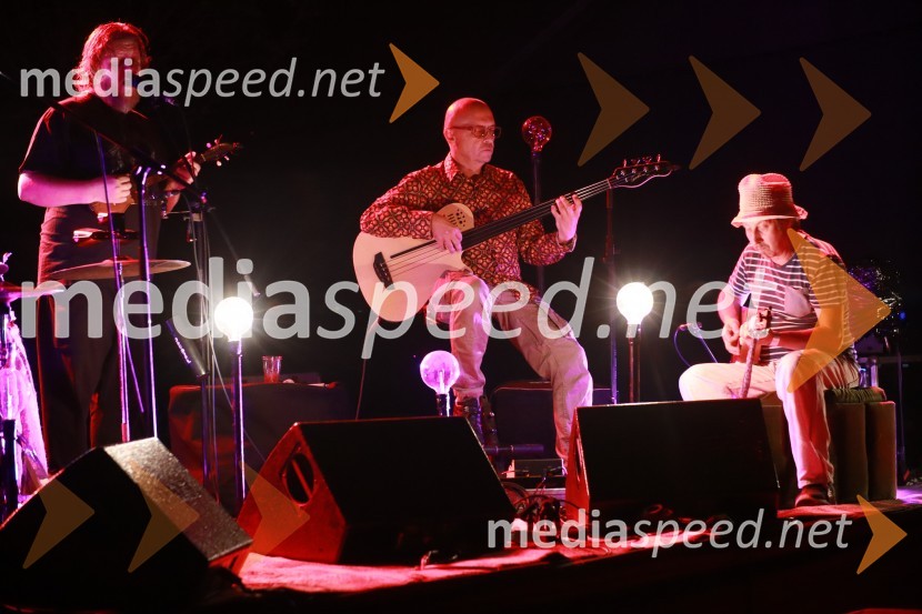  Tomislav  Jovanović - Tokac, pevec skupine Dan D;  ... ;  ... Tadej Toš, Dan D in četrtkovo dogajanje, Festival Lent 2020