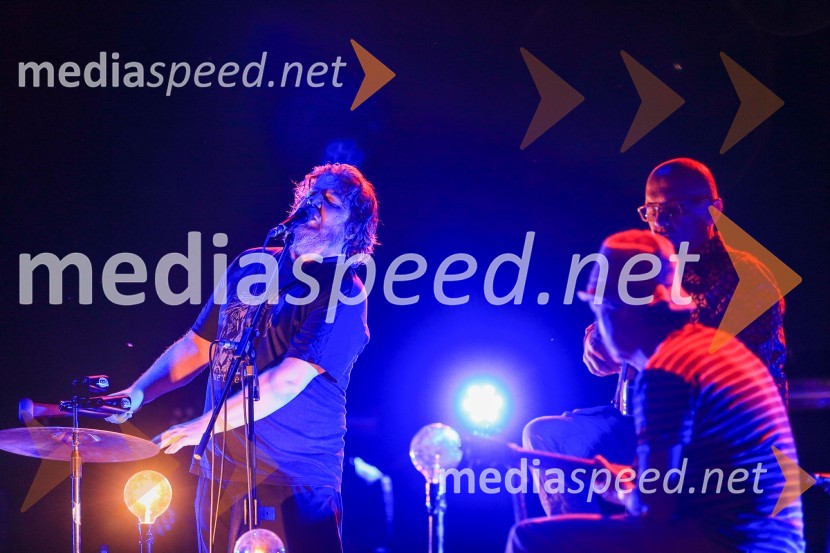  Tomislav  Jovanović - Tokac, pevec skupine Dan D;  ... ;  ... Tadej Toš, Dan D in četrtkovo dogajanje, Festival Lent 2020