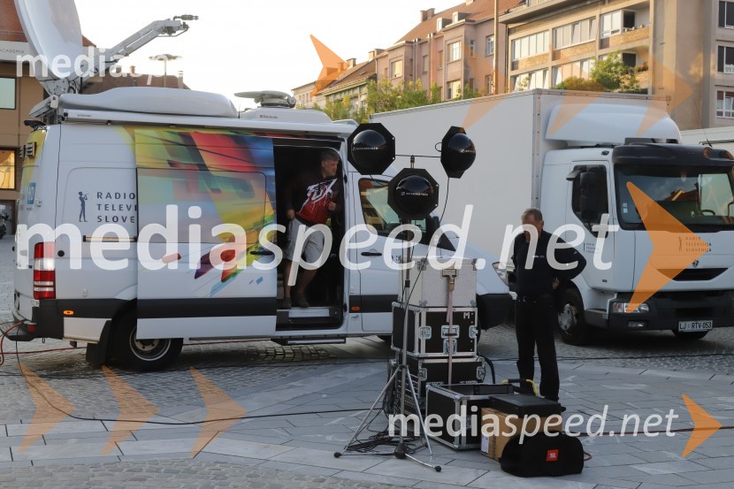 Zadnja poletna oddaja Dobro jutro iz mariborskega studia RTV SLO