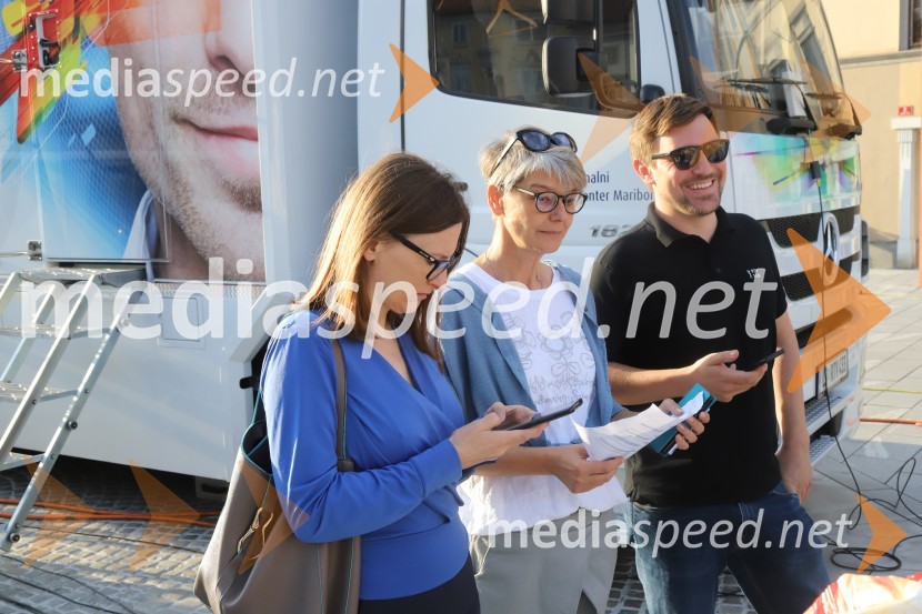  Lidija Ferk, PR, MO Maribor;  Eva Stavbar, novinarka, urednica RTV SLO;  ... Zadnja poletna oddaja Dobro jutro iz mariborskega studia RTV SLO