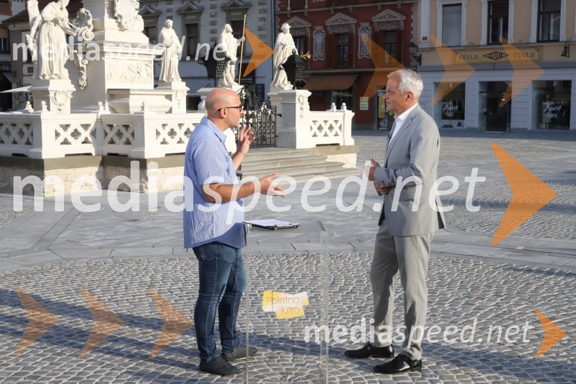  Matej  Korošec, novinar;  Aleksander Saša Arsenovič, župan, Mestna občina MariborZadnja poletna oddaja Dobro jutro iz mariborskega studia RTV SLO