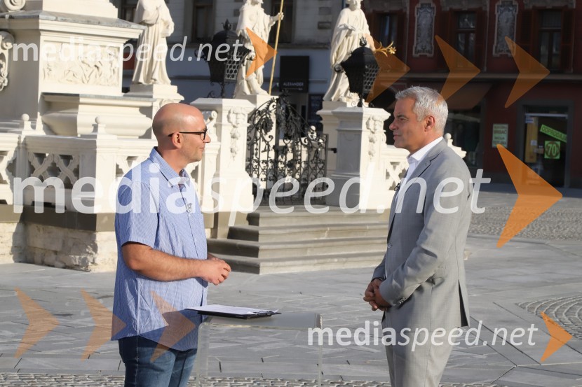  Matej  Korošec, novinar;  Aleksander Saša Arsenovič, župan, Mestna občina MariborZadnja poletna oddaja Dobro jutro iz mariborskega studia RTV SLO