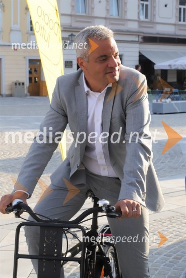  Aleksander Saša Arsenovič, župan, Mestna občina MariborZadnja poletna oddaja Dobro jutro iz mariborskega studia RTV SLO