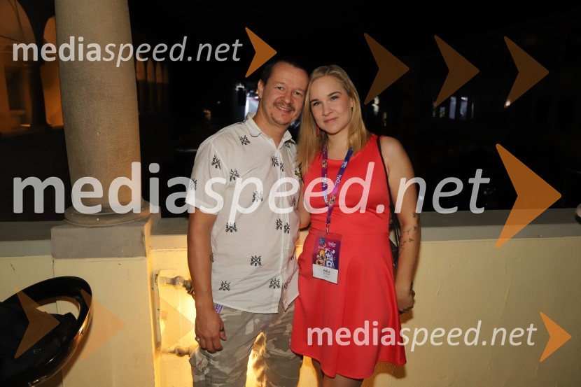  Andrej  Težak-Tešky, stand-up komik, manager, producent, tekač na dolge proge in dobrodelnež;  Maja Monrue, intuitivna pisateljica2B band, Elvis Jackson in sobotno dogajanje, Festival Lent 2020