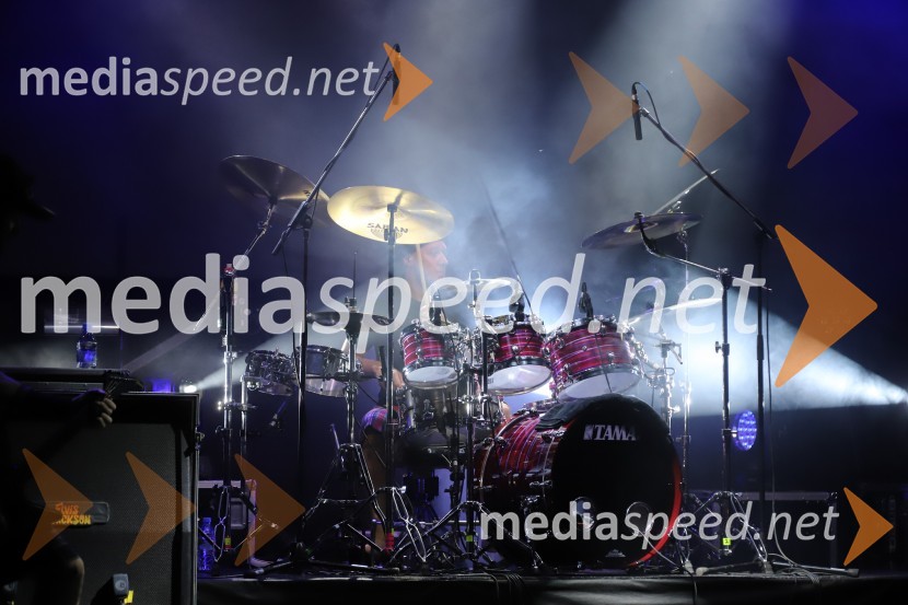  Marko Soršak-Soki, bobnar, skupina Elvis Jackson2B band, Elvis Jackson in sobotno dogajanje, Festival Lent 2020