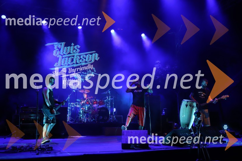  Boštjan  Beltram - Berto, kitarist, skupina Elvis Jackson;  Marko Soršak-Soki, bobnar, skupina Elvis Jackson;  David  Kovšca – Buda, pevec skupine Elvis Jackson;  Erik Makuc-Slavc, bas kitara, skupina Elvis Jackson2B band, Elvis Jackson in sobotno dogajanje, Festival Lent 2020