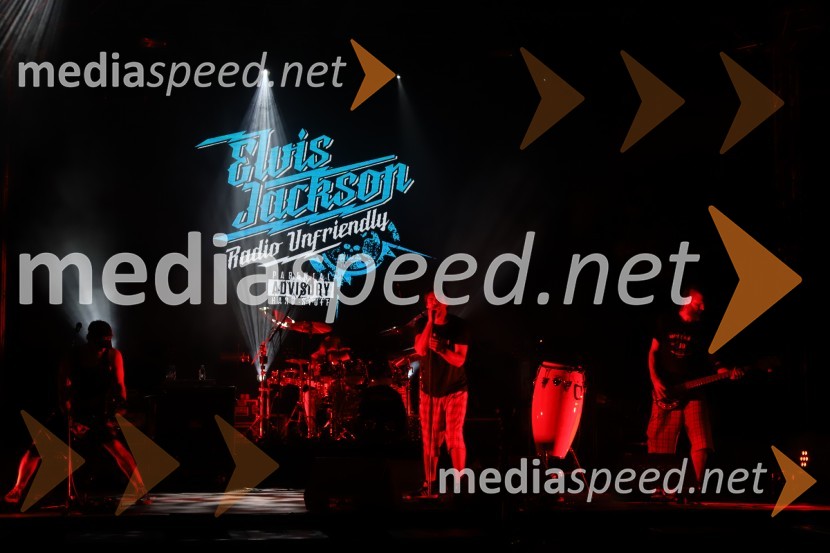  Boštjan  Beltram - Berto, kitarist, skupina Elvis Jackson;  Marko Soršak-Soki, bobnar, skupina Elvis Jackson;  David  Kovšca – Buda, pevec skupine Elvis Jackson;  Erik Makuc-Slavc, bas kitara, skupina Elvis Jackson2B band, Elvis Jackson in sobotno dogajanje, Festival Lent 2020