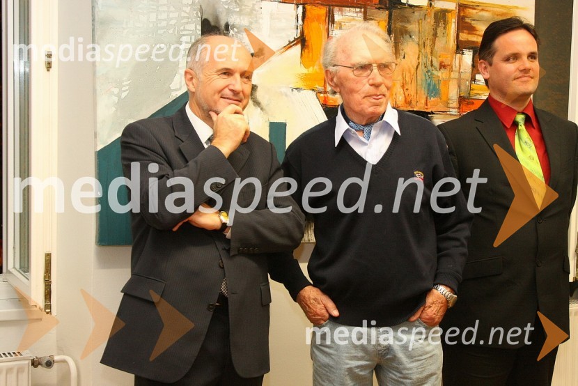 dr. Valentin Inzko, avstrijski veleposlanik, prof. Janez Oswald, profesor likovne vzgoje in dr. Miro Polzer, direktor Avstrijskega znanstvenega inštituta v LjubljaniAvstrijski inštitut, kulturni dogodek
