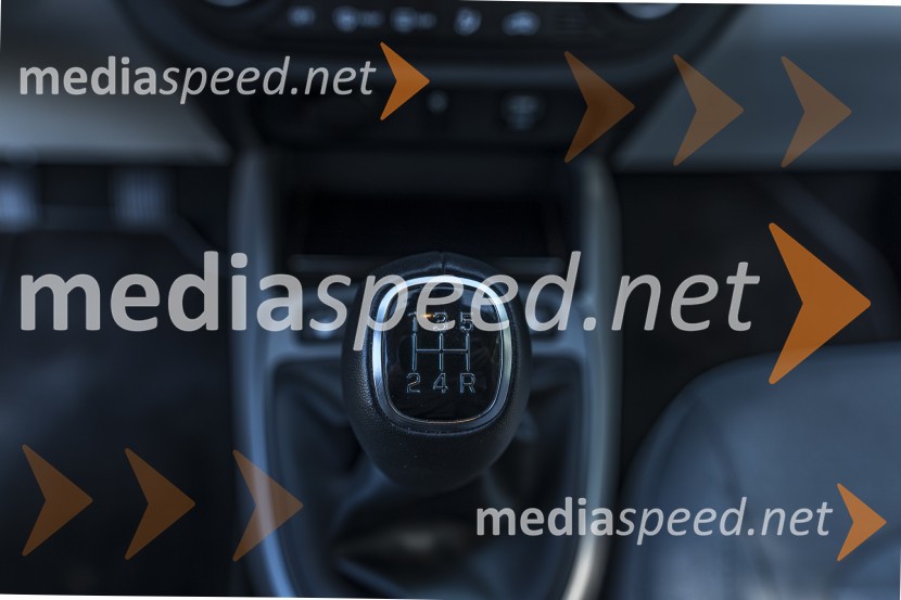 Hyundai i10 1,2 Premium, Mediaspeed test