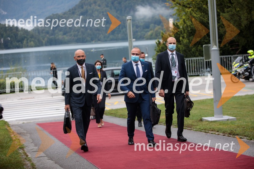  ... ;  Gordan Grlić Radman, hrvaški politik15. mednarodna konferenca Blejski strateški forum