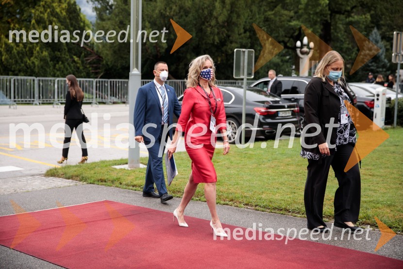  ... ;  Lynda  C. Blanchard, veleposlanica ZDA15. mednarodna konferenca Blejski strateški forum