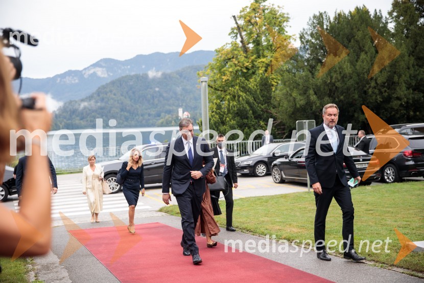  Aleksandar Vučić, predsednik Republike Srbije;  ... 15. mednarodna konferenca Blejski strateški forum
